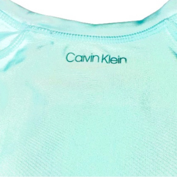 Calvin Klein rash guard(top only), girls sz Lg( 12-14) - Picture 3 of 4